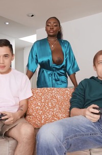 Osa Lovely Ebony Babe Want To Taste White Cock