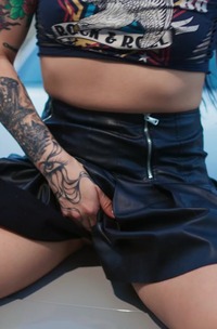 Bella Fitbadonk Finger Flicks And Pussy Pops On Secluded Beach With JMac