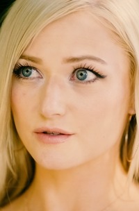 Beautiful Blonde Morgan Rain Kisses And Fucks For Pleasure