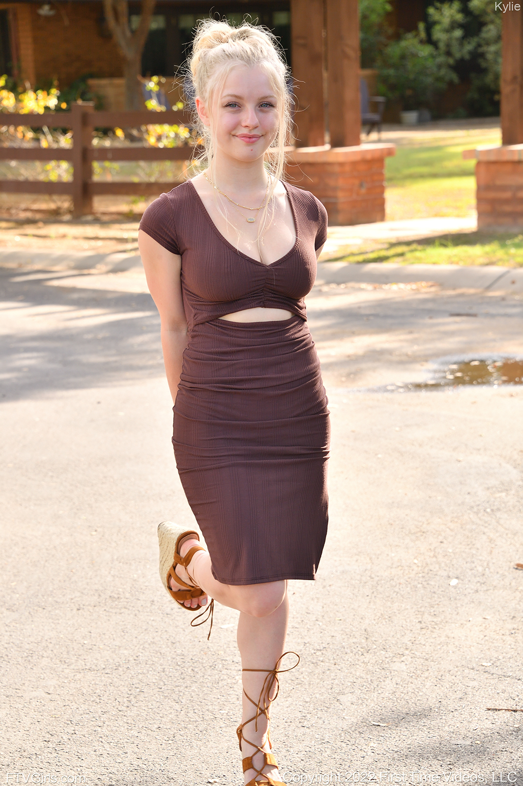 Picture 02
