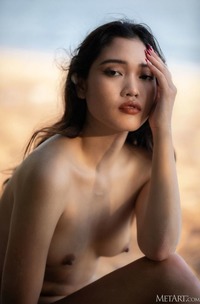 Minari Exposing Her Gorgeous Body Without Inhibition