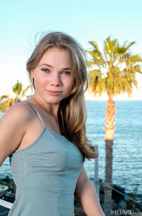 Luise Her Gorgeous Body Exposed To The Elements With Carefree Pleasure