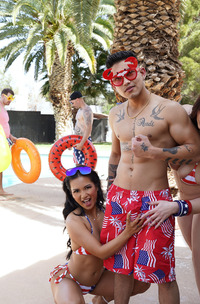 Lana Violet And Scarlett Venom Deepthroat In A Wild Memorial Day Dildo Party