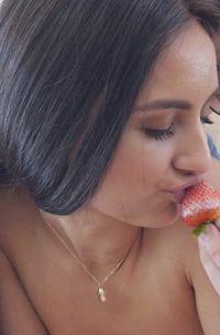 Cute Faced Eliza Ibarra Sucking Cock And Gets Cum On Face