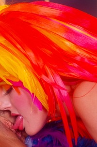 Angelica Costello And Anita Rinaldi In Birdcage Lesbian Play With Colorful Feathers And Tongues