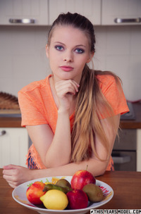 Amazing Cute Teen Sophie Sparks