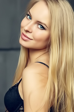 Vicky In Sexy Black Bodysuit