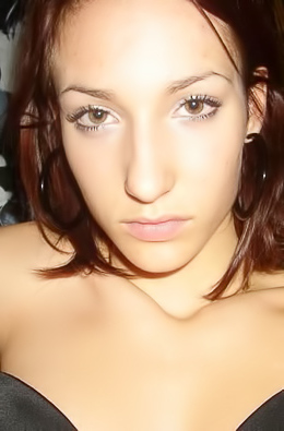 Slutty Babe Strips Naked In Leaked Photos