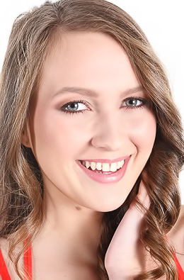 Stacy Cruz Toying Her Pussy With Black Dildo