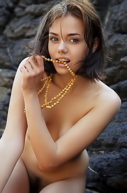 Keira Blue - Skinny brunette takes off her dress and poses nude on rock