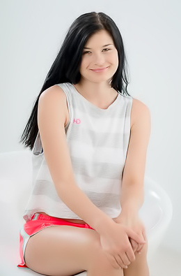 Busty Cheerful Beauty Lucy Li Free Sex Pictures