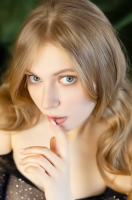 Sonya Elf With Perfect Breasts And Sexy Bubble Butt Like A Secret