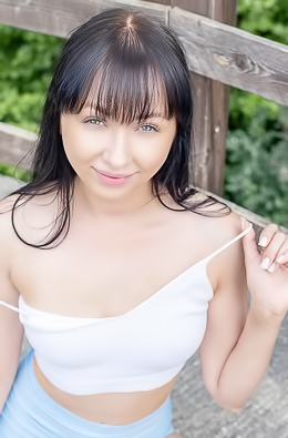 Bernie Smiles Flirtatiously As She Turns Heads With Her Flawless Figure