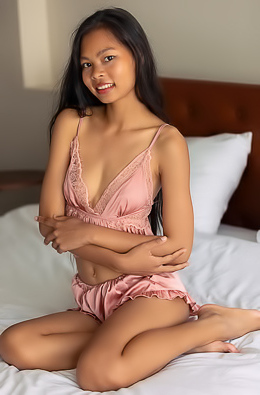 Nude Philippines Babe Po