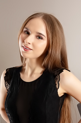 Sasha Quinn Spreading Her Slender Thighs Wide And Flaunting Her Perky Breasts Playfully