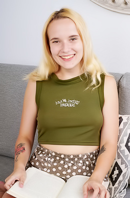 Loli Pop In Wet On Couch