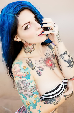 Feel In Blue