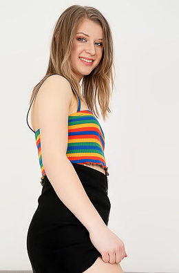 Laura Leigh In Too Hot