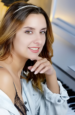 Lolli Spring Removes Her Garter Belt And Stockings