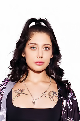 Lil Karla And Usha Uses Strapon For Fucking And Sucking