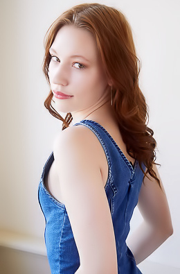 Maya Sinn Kicking Off Her Shoes And Parting Her Slender Thighs So Her Shaved Pussy Pouts Open