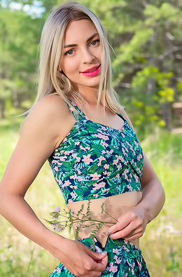 Presenting Roxy porn pic gallery