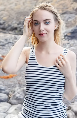 MetArt presents Oxana Chic - Rocky Beach