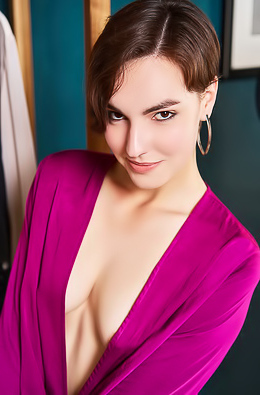 Erika Luchini Teases Herself Breathless In Lace As She Strips For Intimate Pleasure