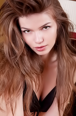 Nedda A: Sexy Treat