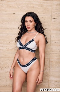 Valentina Nappi And Her Man Celebrate With Energetic Fucking And Tittie Teasing