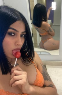 Sofia Shows Her Nude Beautiful Body